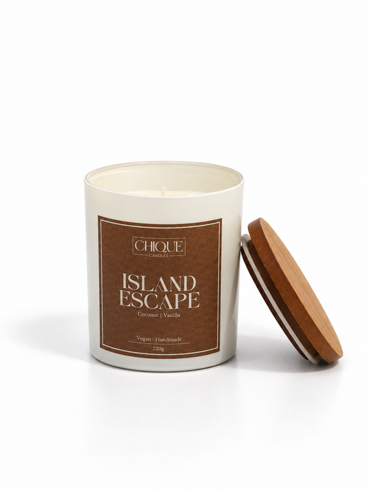 Island Escape - Coconut and citrus scented candle